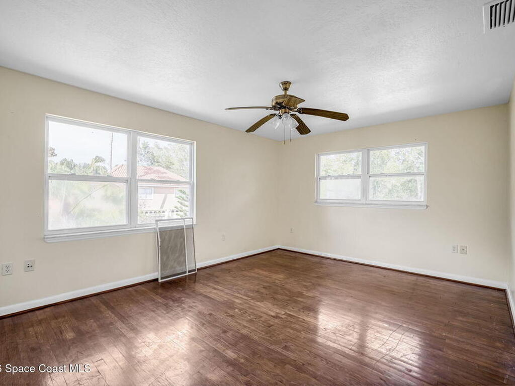 535 Robinhood Drive, Merritt Island, FL 32953