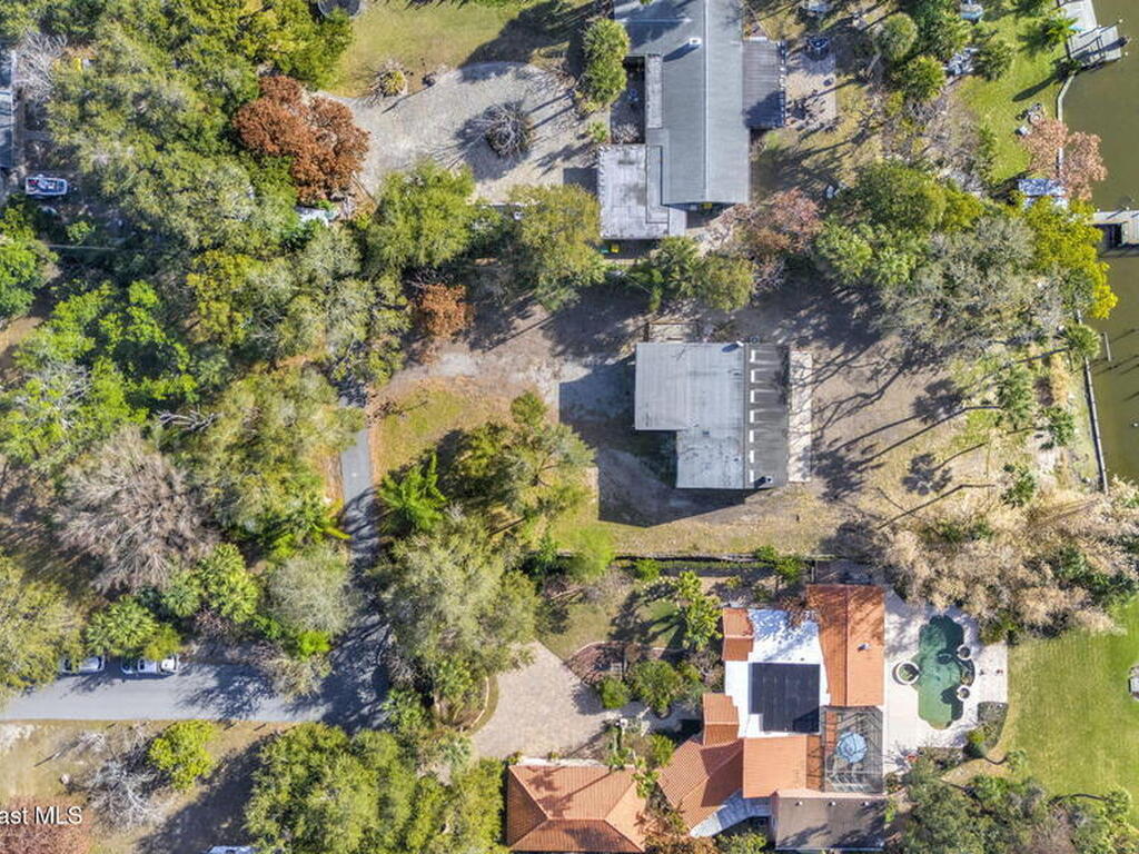 535 Robinhood Drive, Merritt Island, FL 32953