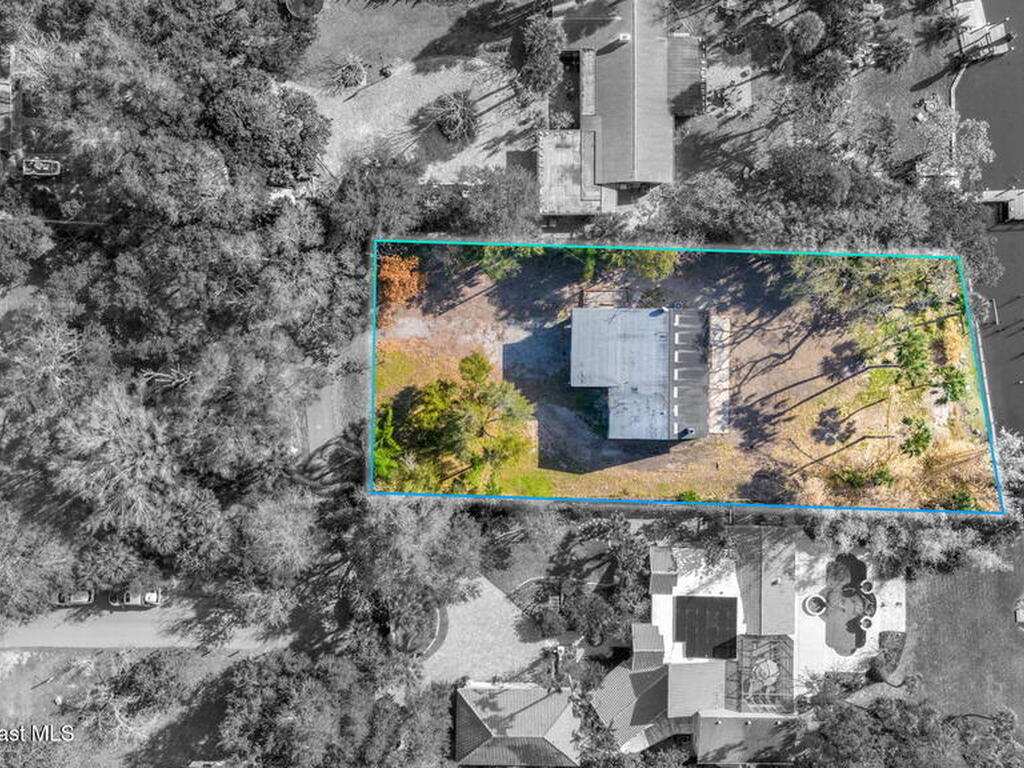 535 Robinhood Drive, Merritt Island, FL 32953