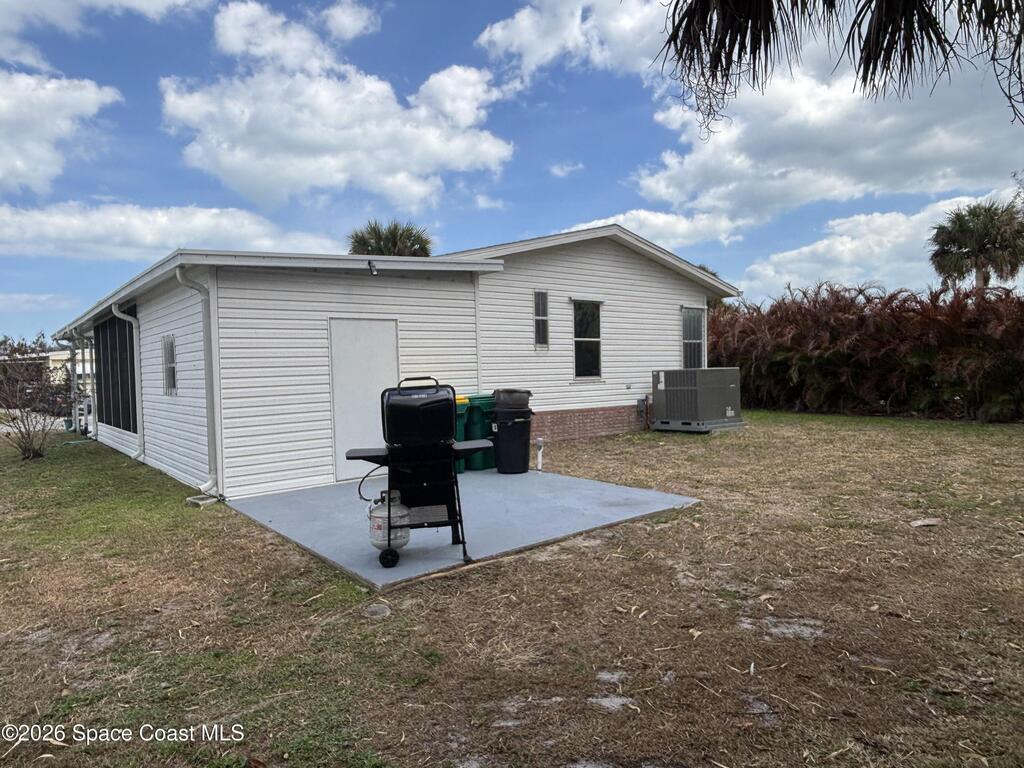 810 Thrush Circle, Barefoot Bay, FL 32976