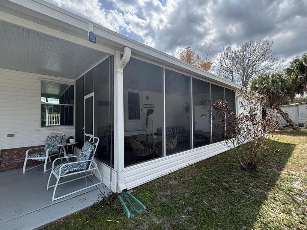 810 Thrush Circle, Barefoot Bay, FL 32976