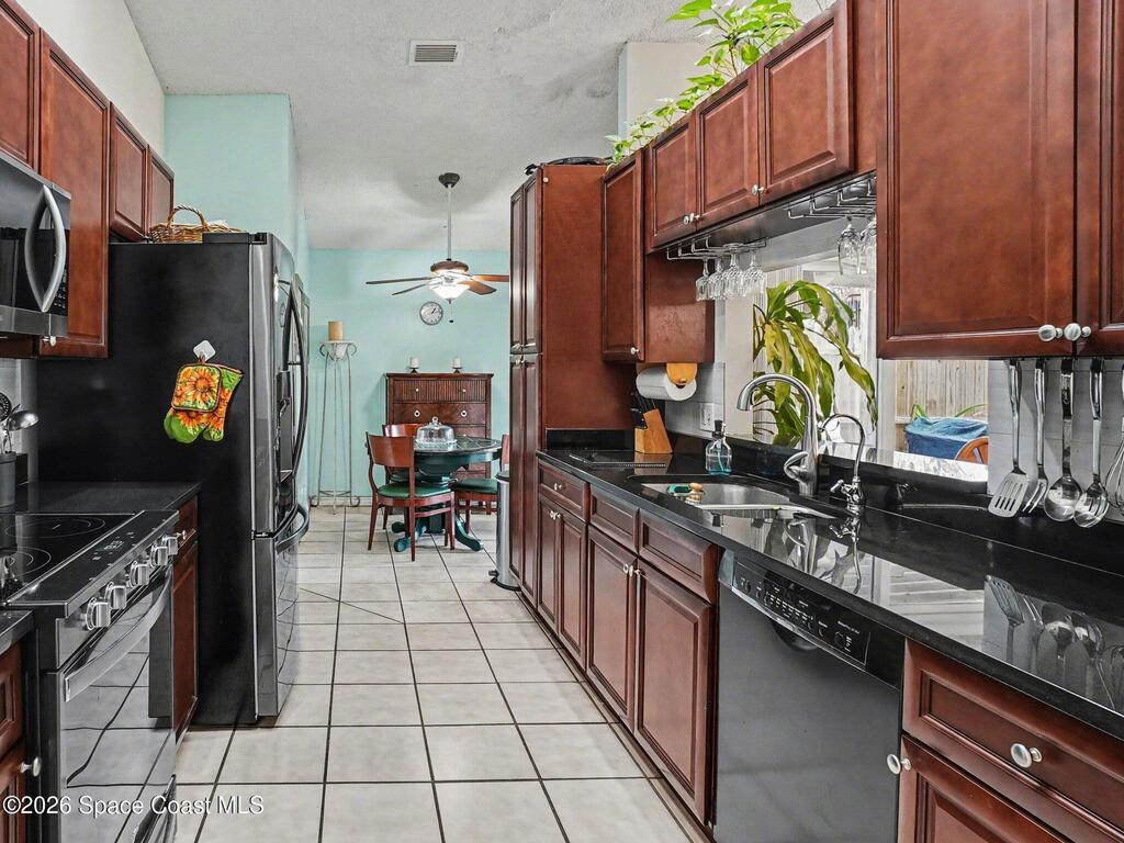 12624 Whiterapids Drive, Orlando, FL 32828