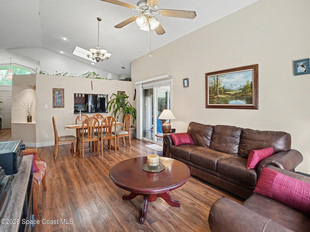 12624 Whiterapids Drive, Orlando, FL 32828