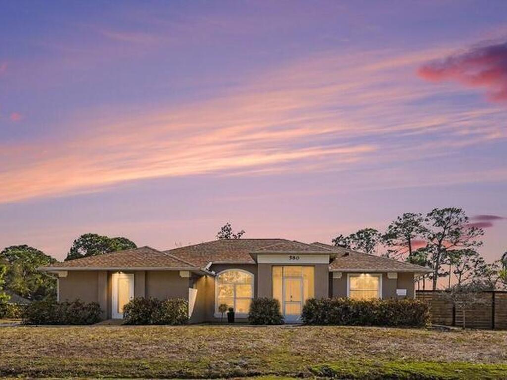 580 Fiedler Street, Palm Bay, FL 32907