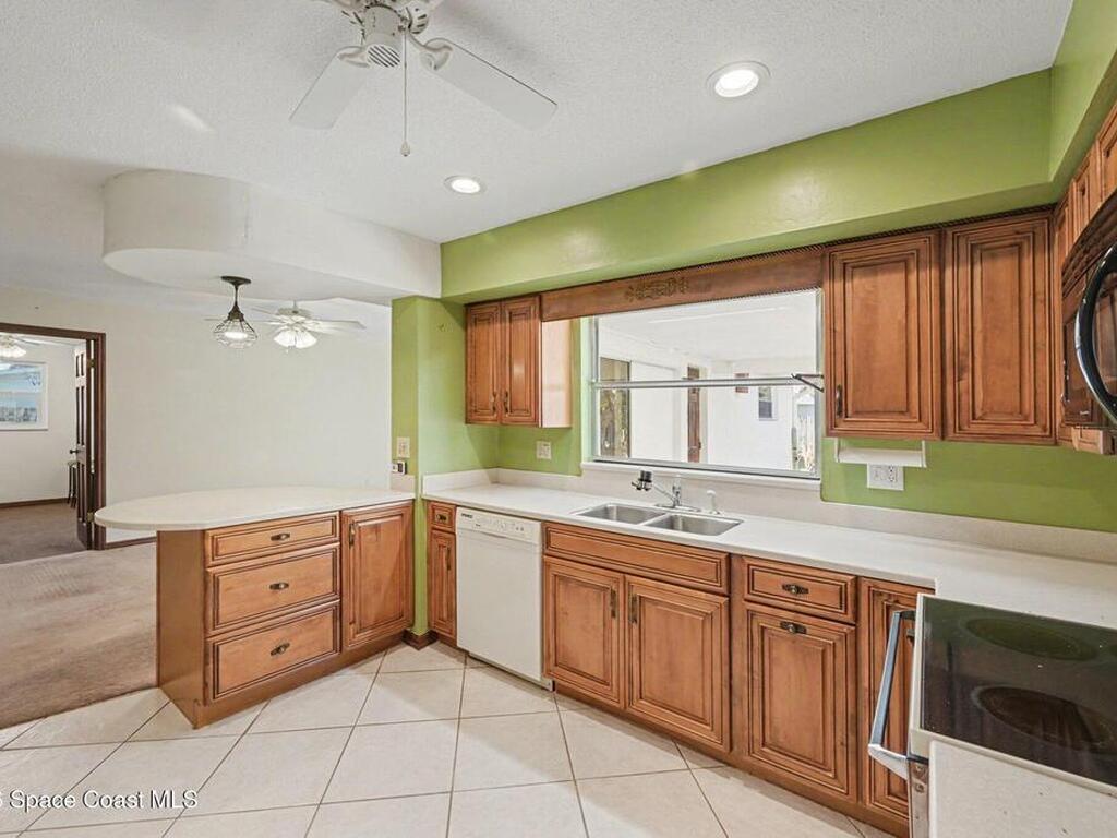 350 Thyme Street, Satellite Beach, FL 32937