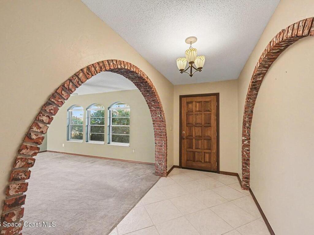 350 Thyme Street, Satellite Beach, FL 32937