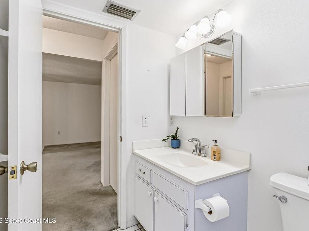 2501 Sand Trap Lane, Melbourne, FL 32935