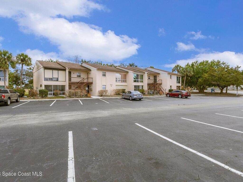 2501 Sand Trap Lane, Melbourne, FL 32935