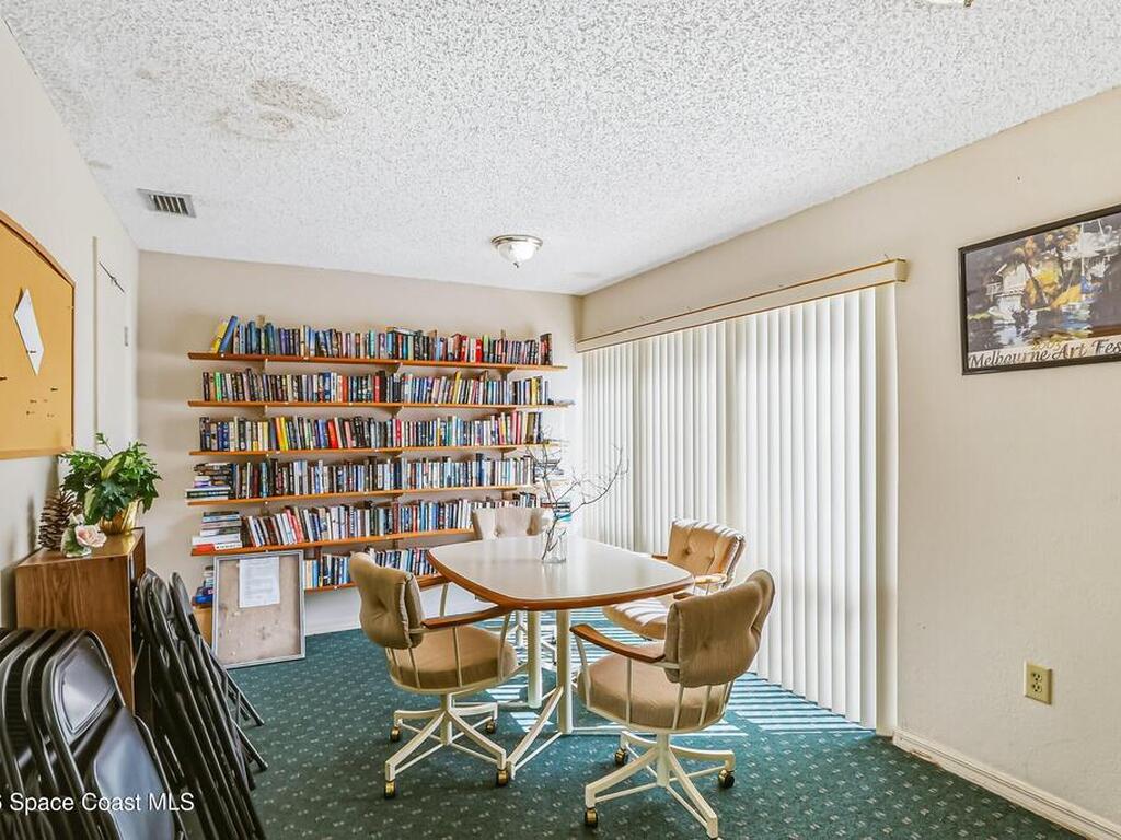 2501 Sand Trap Lane, Melbourne, FL 32935