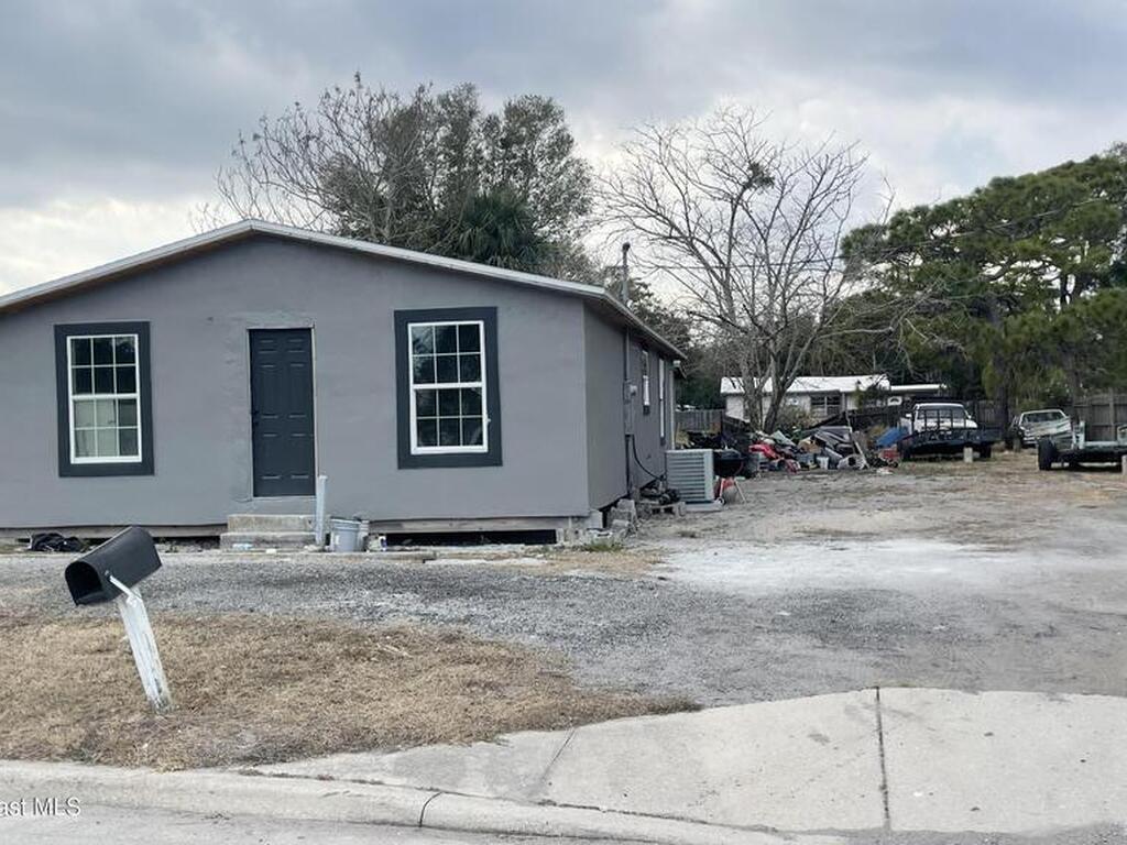 2572 Harry T Moore Avenue, Mims, FL 32754