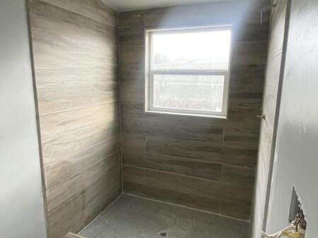 2572 Harry T Moore Avenue, Mims, FL 32754