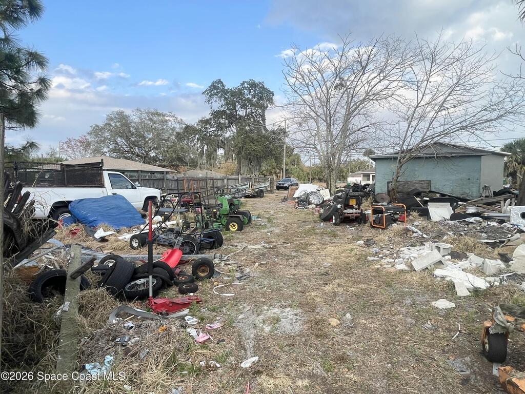 2572 Harry T Moore Avenue, Mims, FL 32754