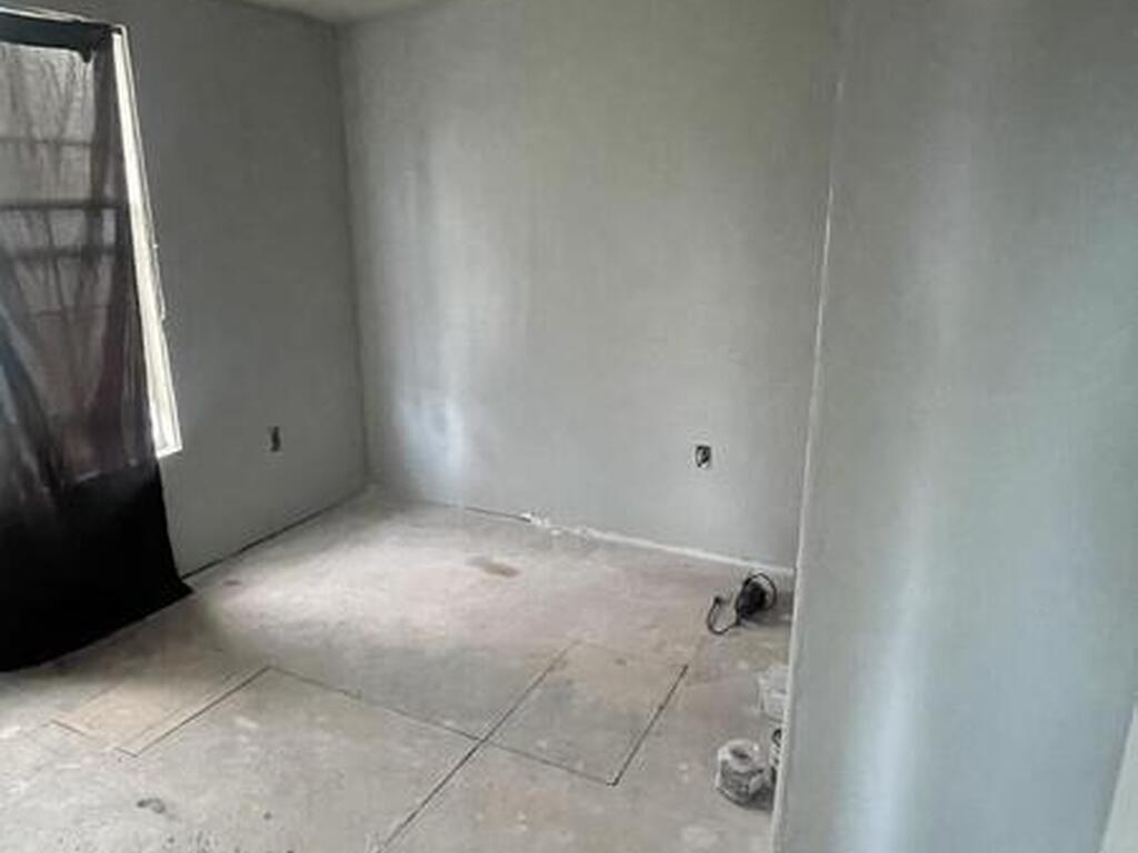 2572 Harry T Moore Avenue, Mims, FL 32754