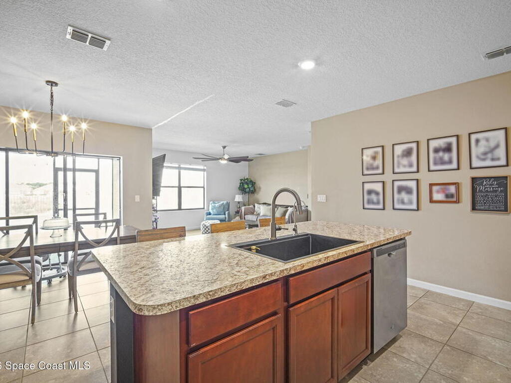 3818 Loggerhead Lane, Mims, FL 32754