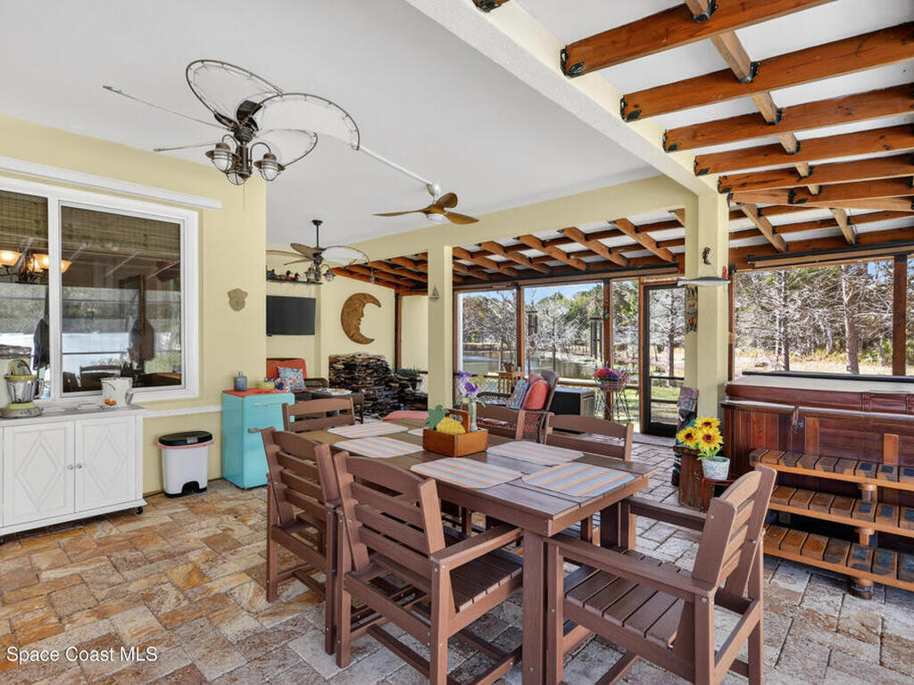 472 Carley Ln Lane, Cocoa, FL 32926