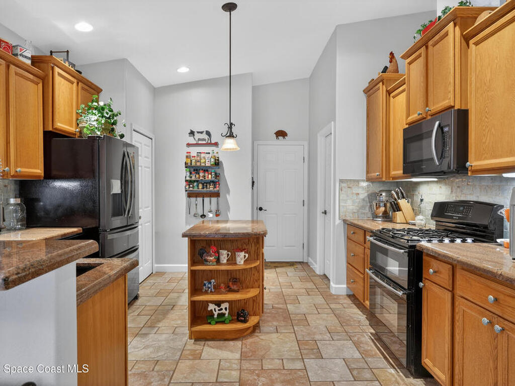 472 Carley Ln Lane, Cocoa, FL 32926