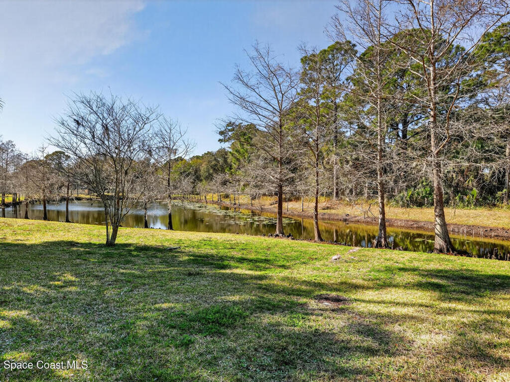 472 Carley Ln Lane, Cocoa, FL 32926