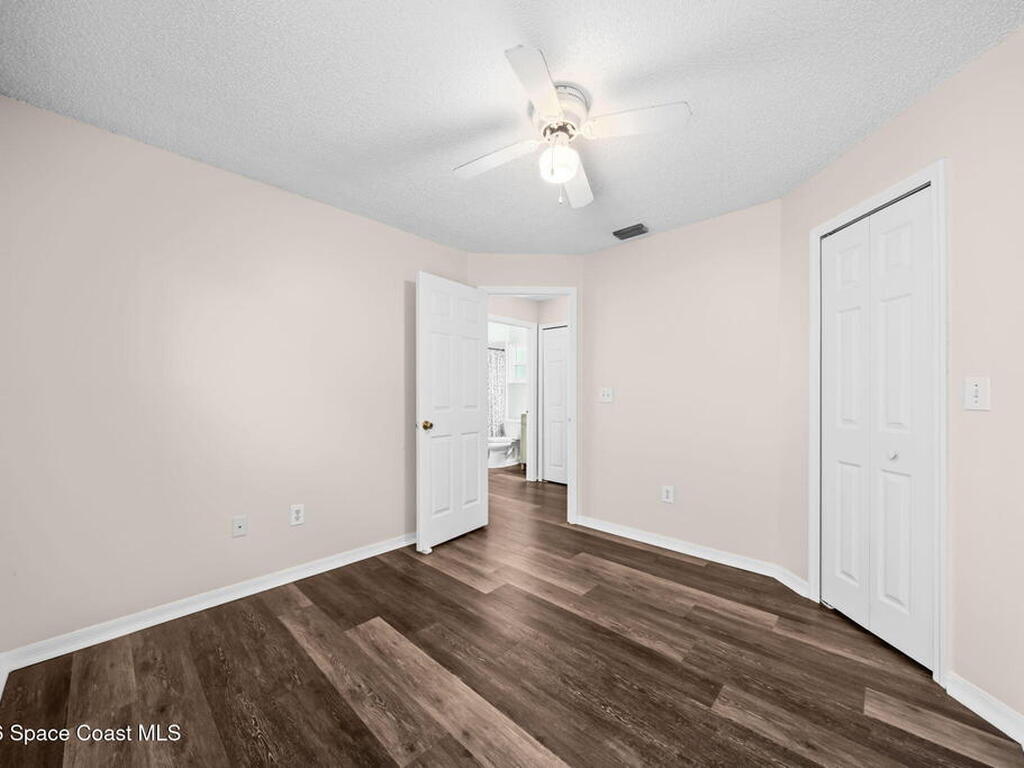 7217 Hammock Lakes Drive, Suntree, FL 32940