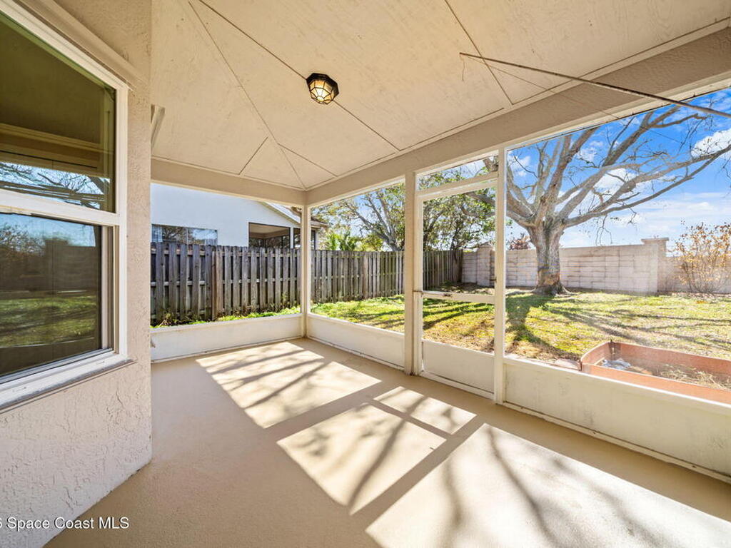 7217 Hammock Lakes Drive, Suntree, FL 32940