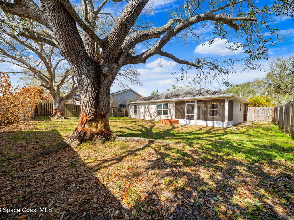 7217 Hammock Lakes Drive, Suntree, FL 32940