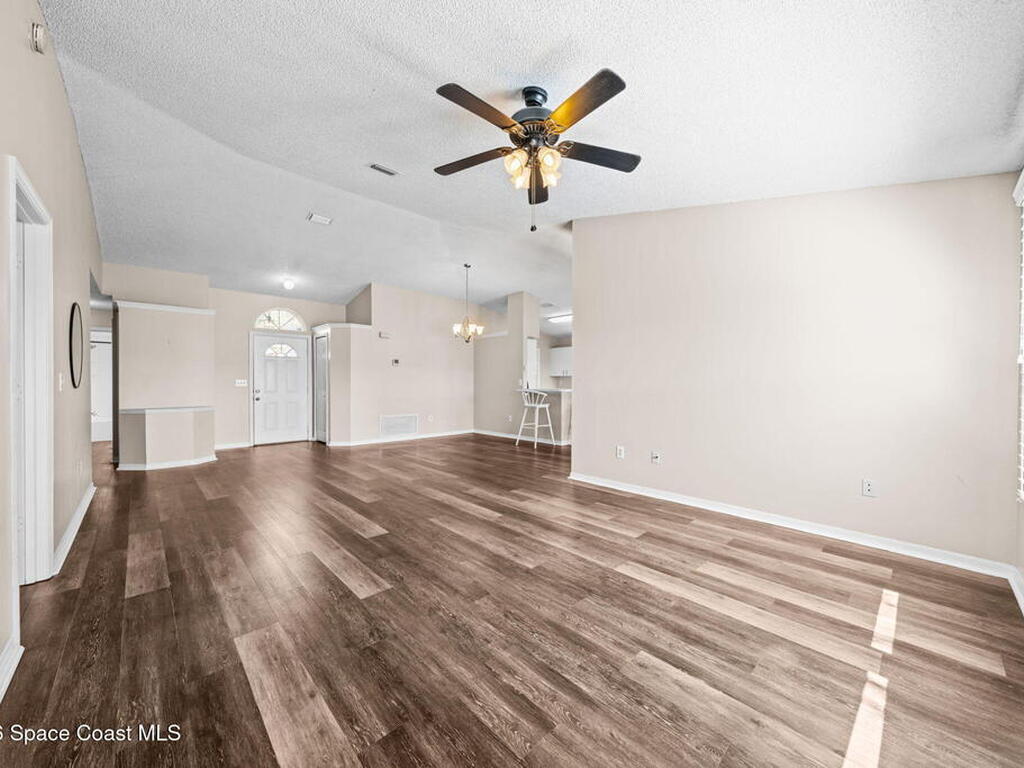 7217 Hammock Lakes Drive, Suntree, FL 32940