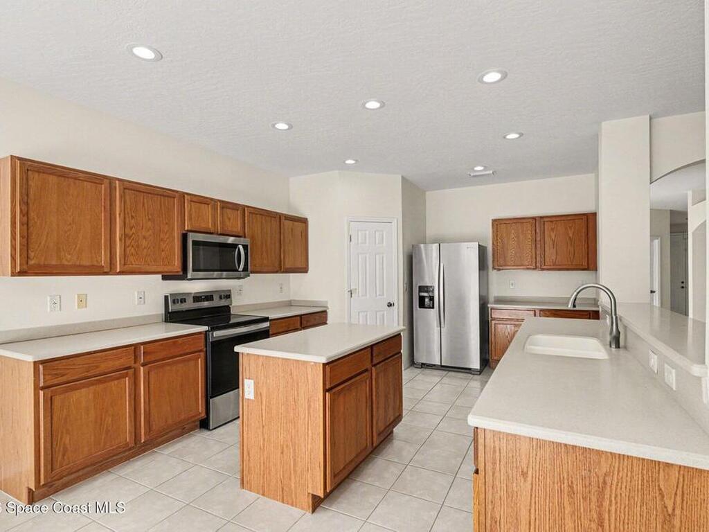 4145 Fenrose Circle, Melbourne, FL 32940