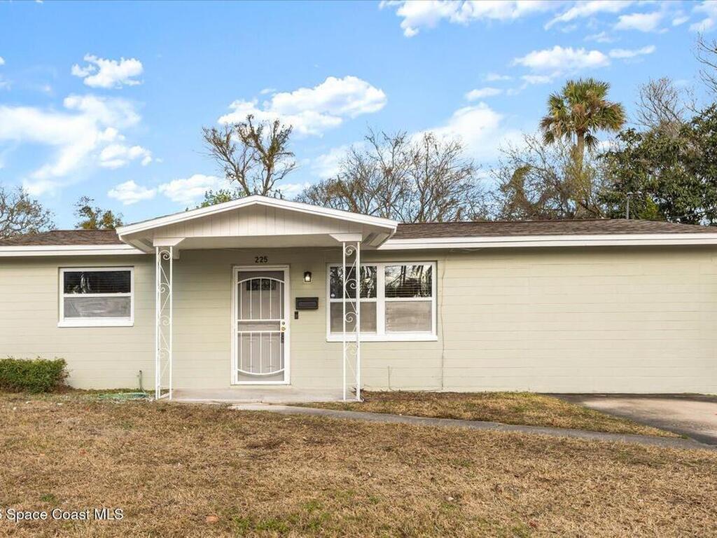 225 S Keech Street, Daytona Beach, FL 32114