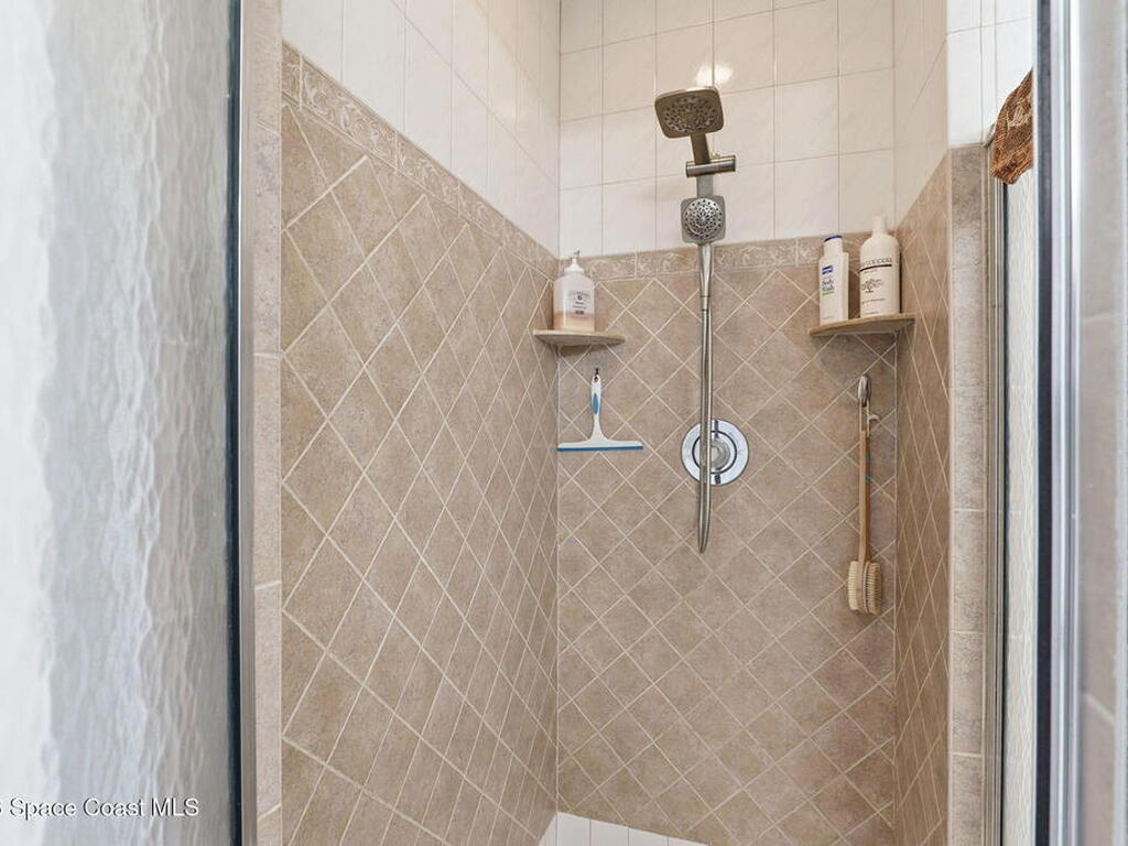 1895 17th Avenue, Vero Beach, FL 32962