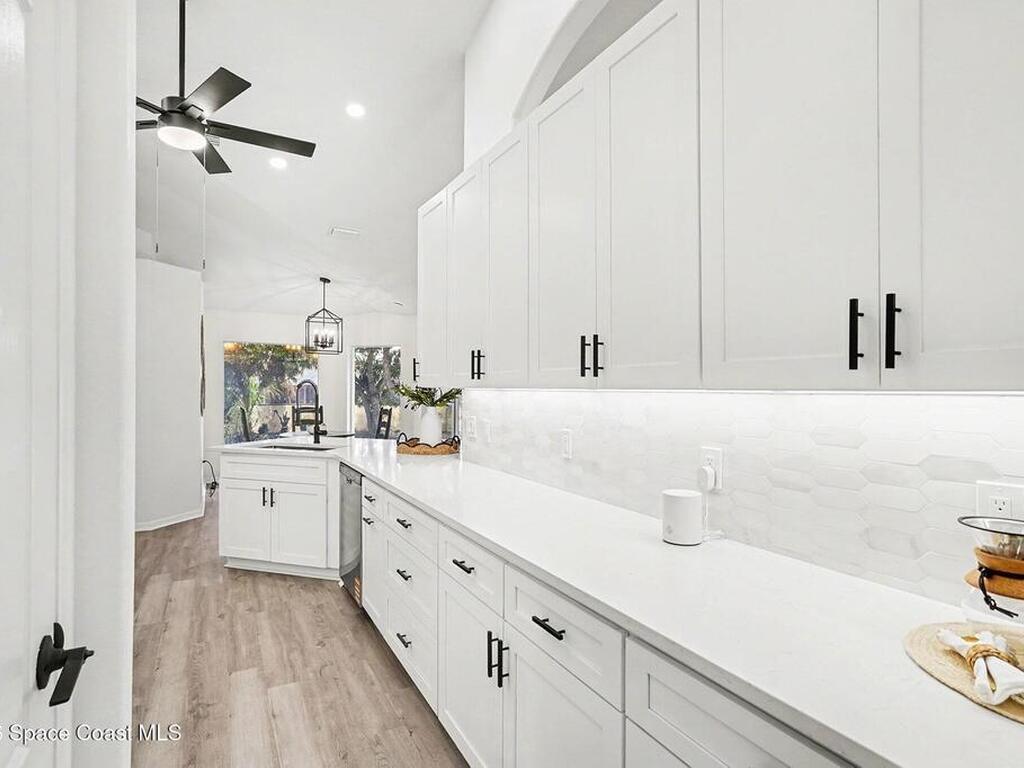 560 Fiedler Street, Palm Bay, FL 32907