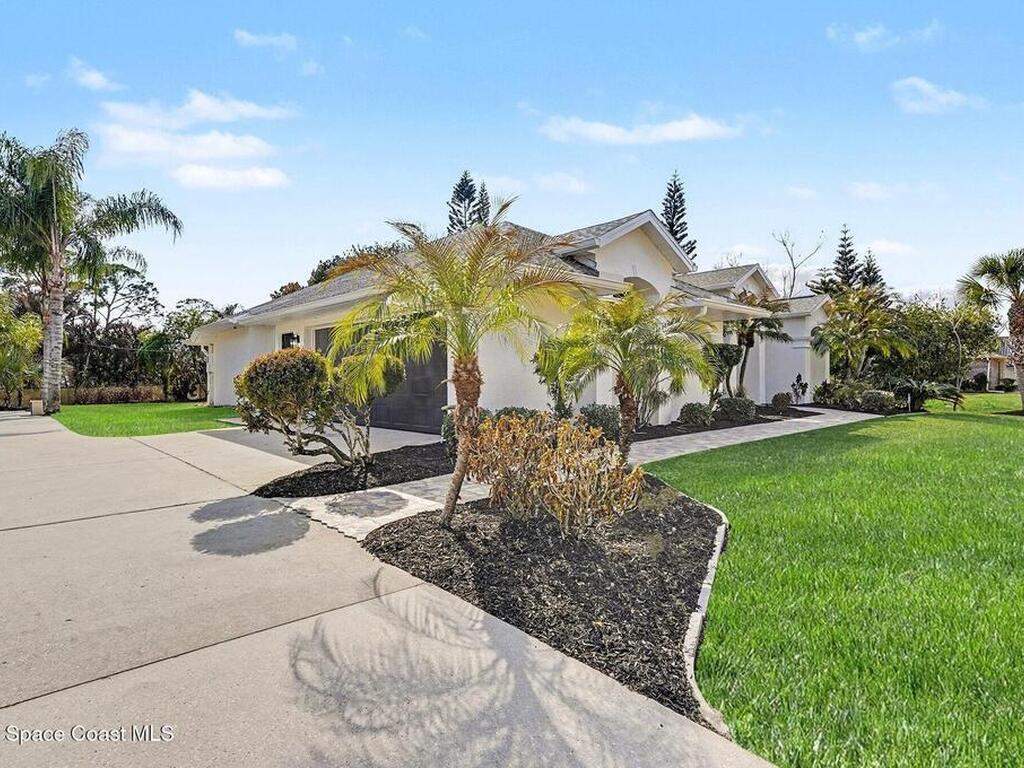 560 Fiedler Street, Palm Bay, FL 32907