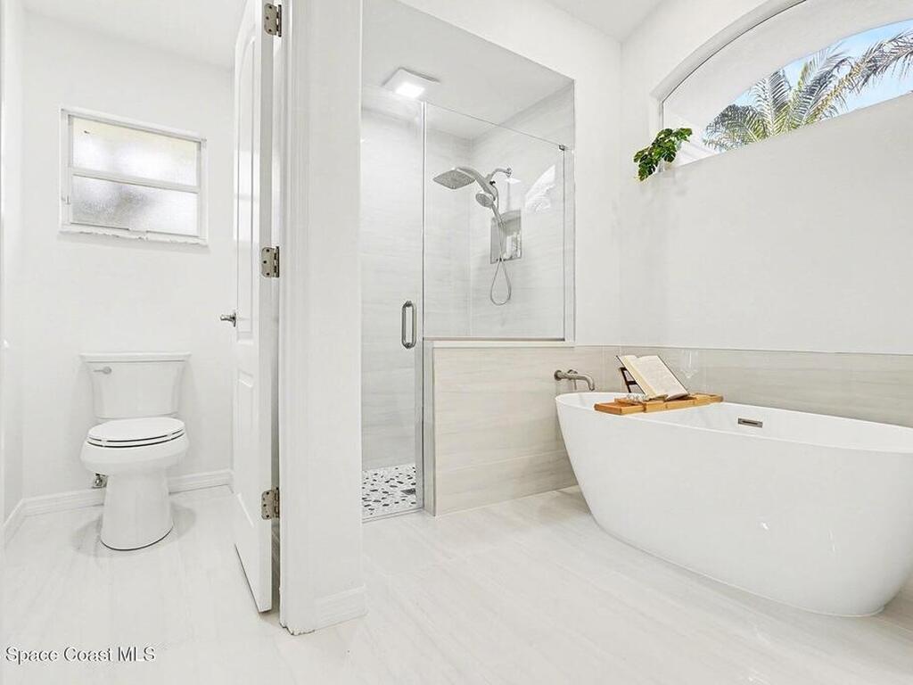 560 Fiedler Street, Palm Bay, FL 32907