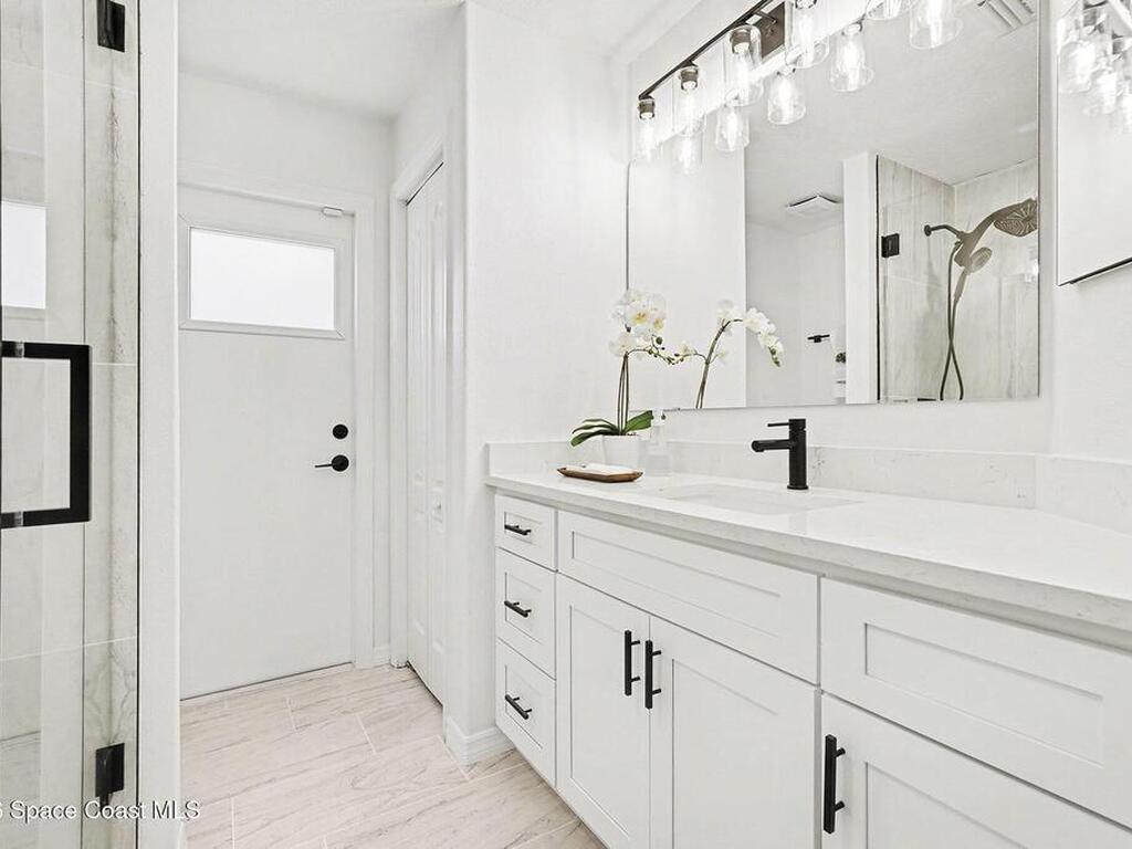 560 Fiedler Street, Palm Bay, FL 32907