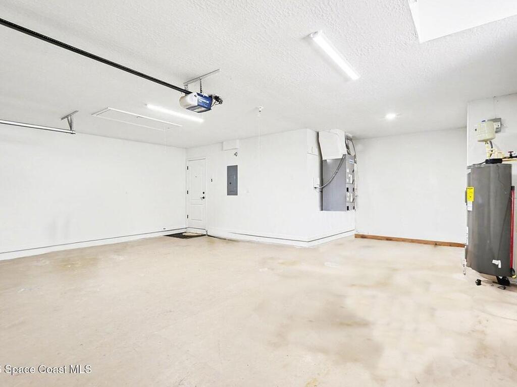 560 Fiedler Street, Palm Bay, FL 32907