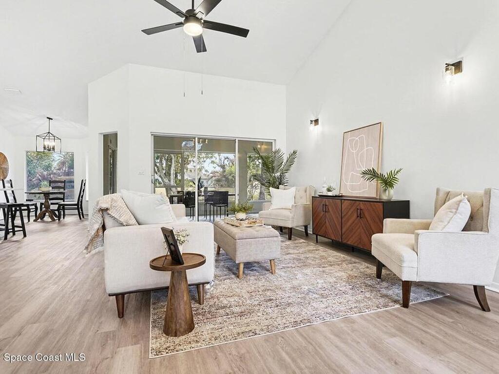 560 Fiedler Street, Palm Bay, FL 32907