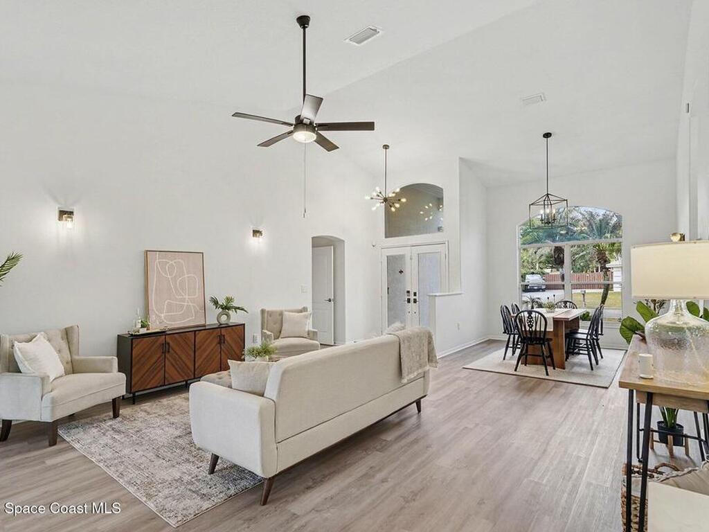 560 Fiedler Street, Palm Bay, FL 32907