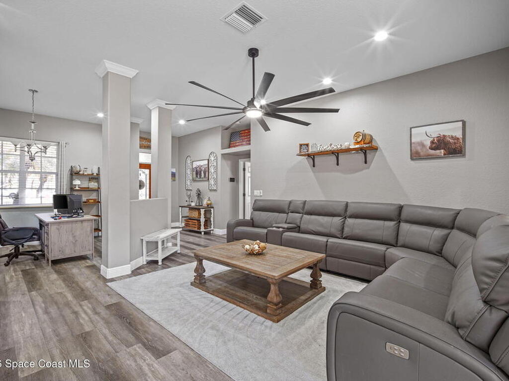 1845 Turpentine Road, Mims, FL 32754