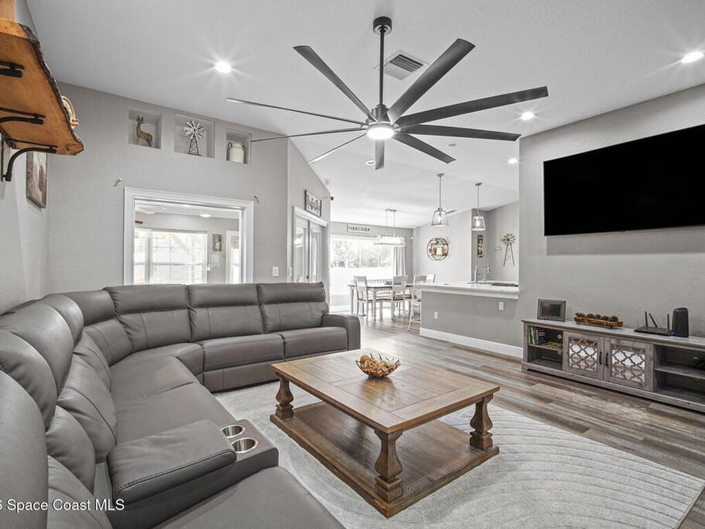 1845 Turpentine Road, Mims, FL 32754