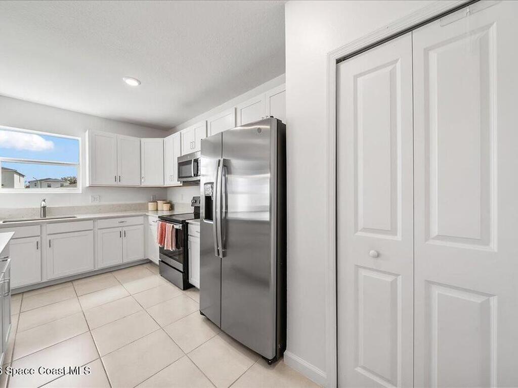 1950 Diablo Circle, Palm Bay, FL 32908