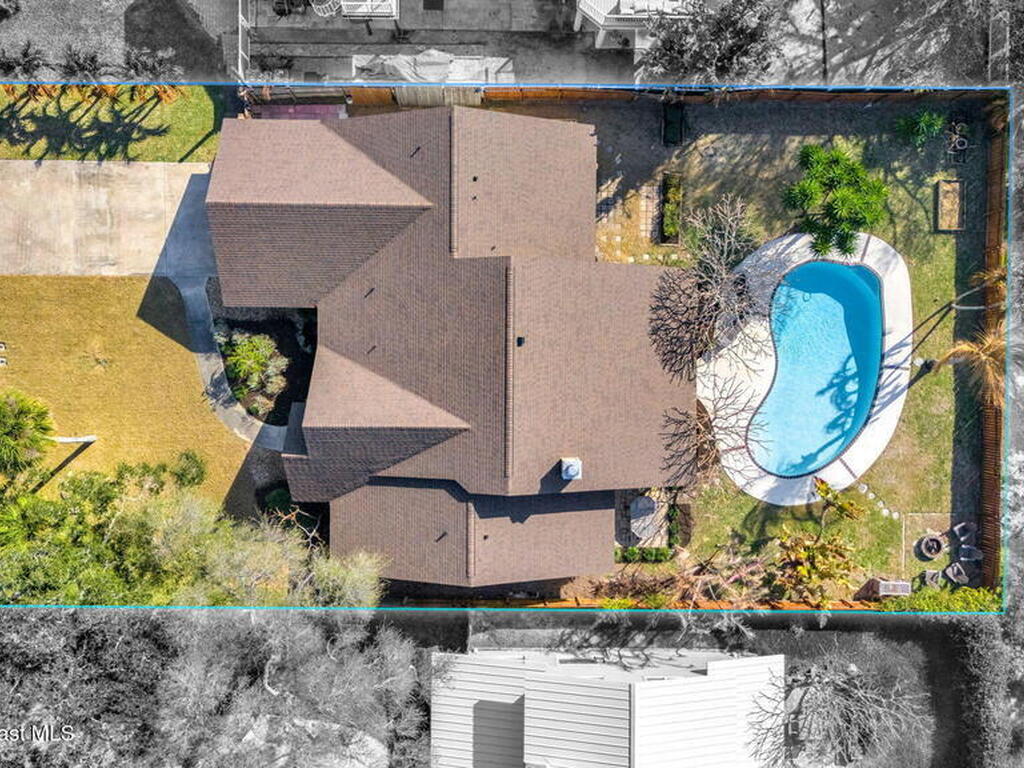 25 Greenwood Lane, Cocoa Beach, FL 32931