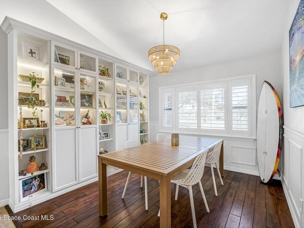 25 Greenwood Lane, Cocoa Beach, FL 32931