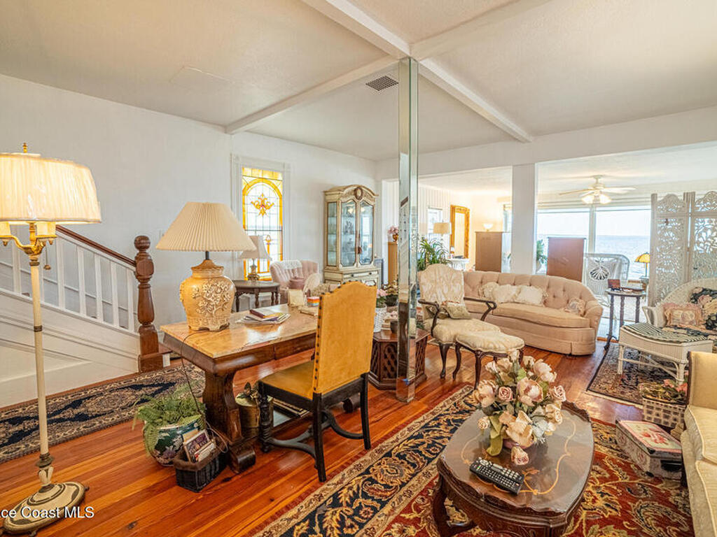 527 Indian River Avenue, Titusville, FL 32796