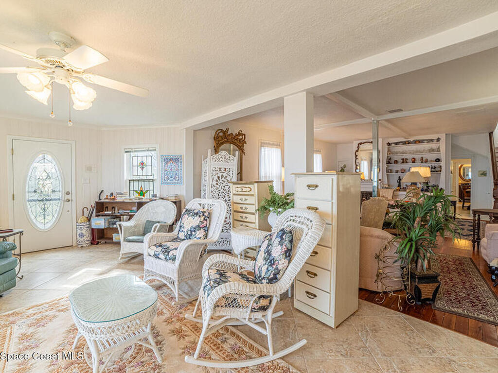 527 Indian River Avenue, Titusville, FL 32796