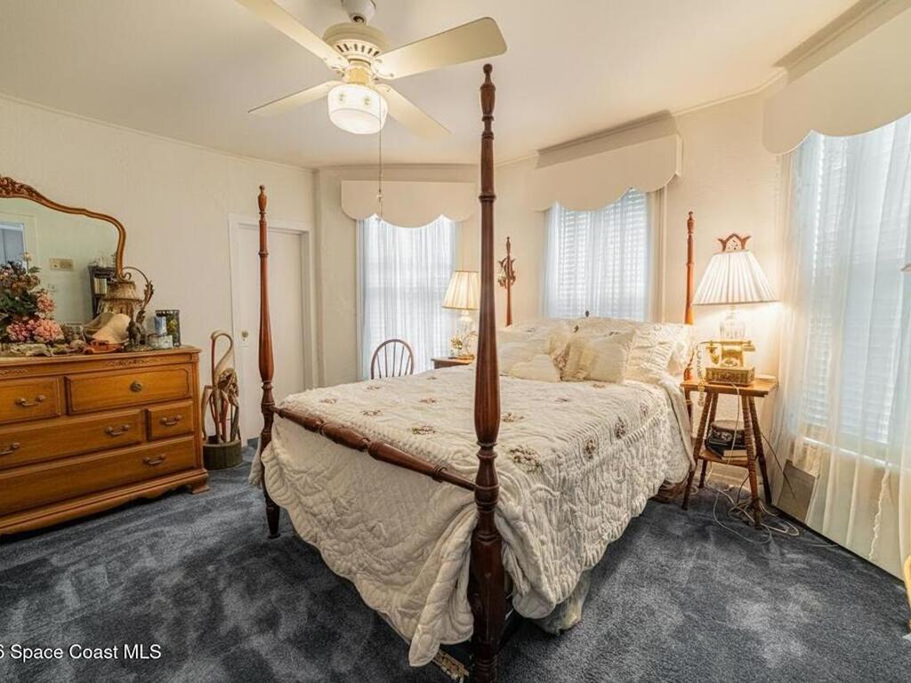 527 Indian River Avenue, Titusville, FL 32796