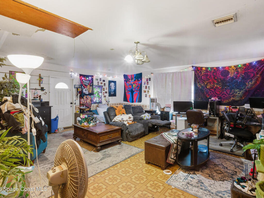 1250 N Carpenter Road, Titusville, FL 32796