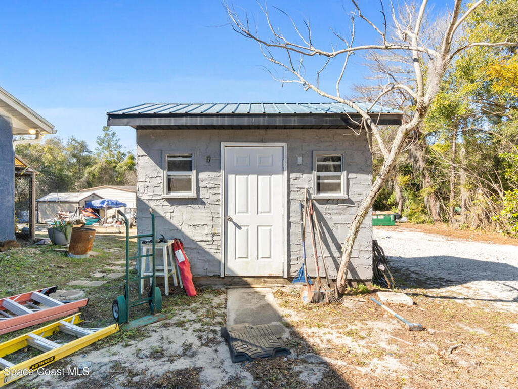 1250 N Carpenter Road, Titusville, FL 32796