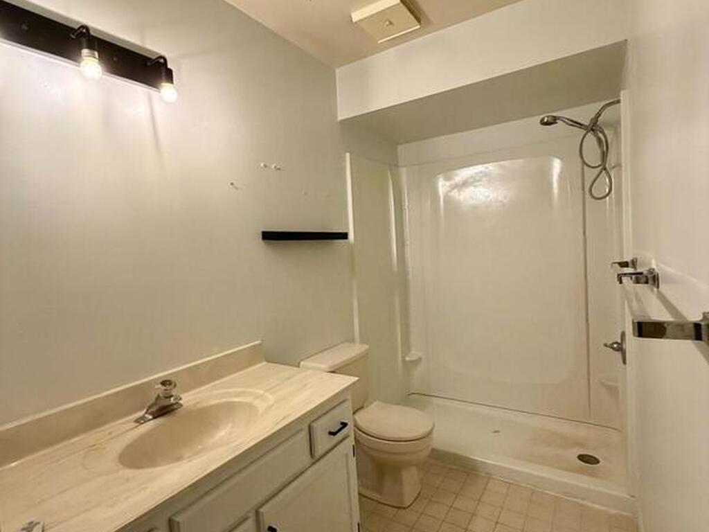 1670 S Park Avenue, Titusville, FL 32780