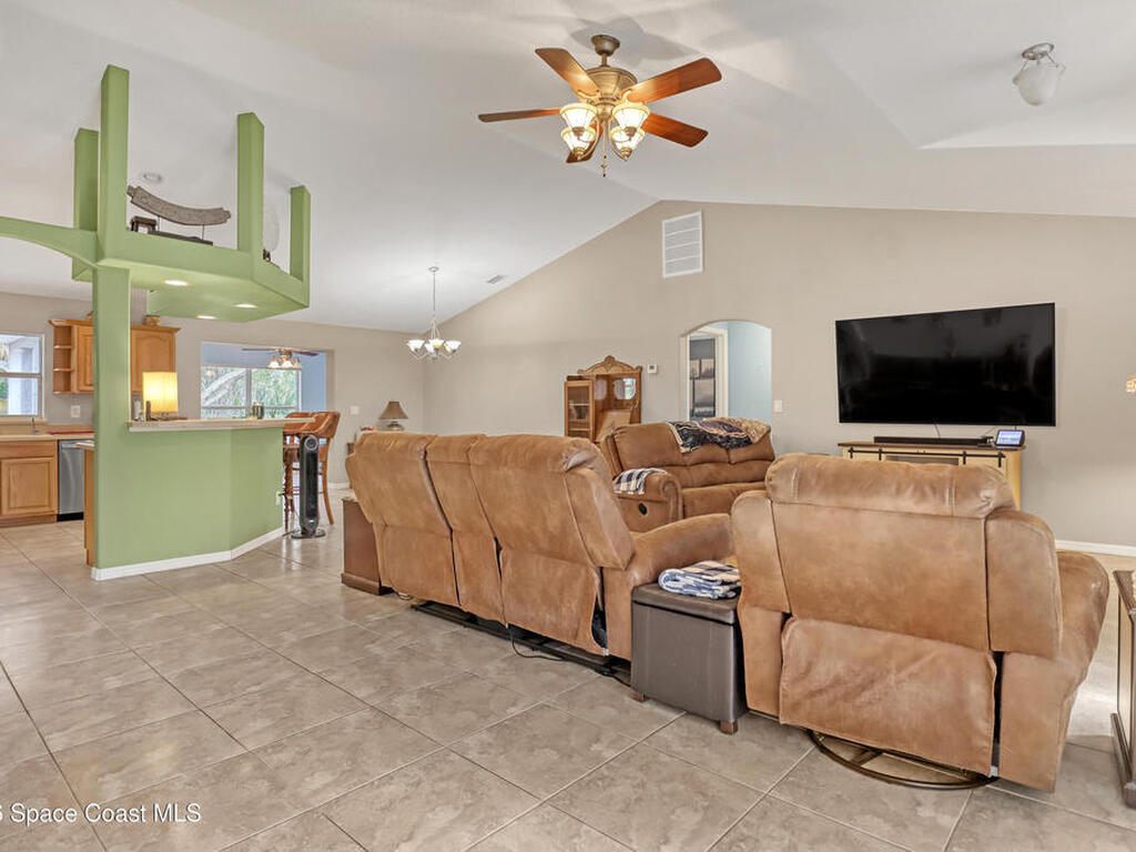 457 Saint Andre Boulevard, Palm Bay, FL 32908