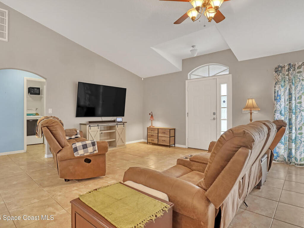 457 Saint Andre Boulevard, Palm Bay, FL 32908