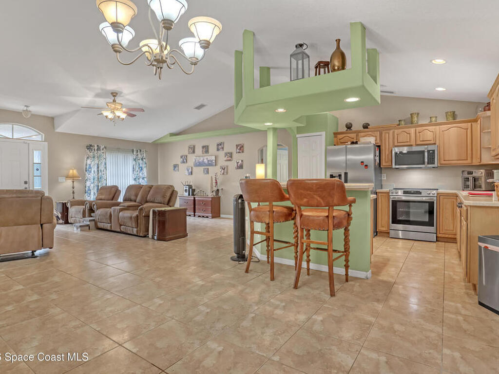 457 Saint Andre Boulevard, Palm Bay, FL 32908