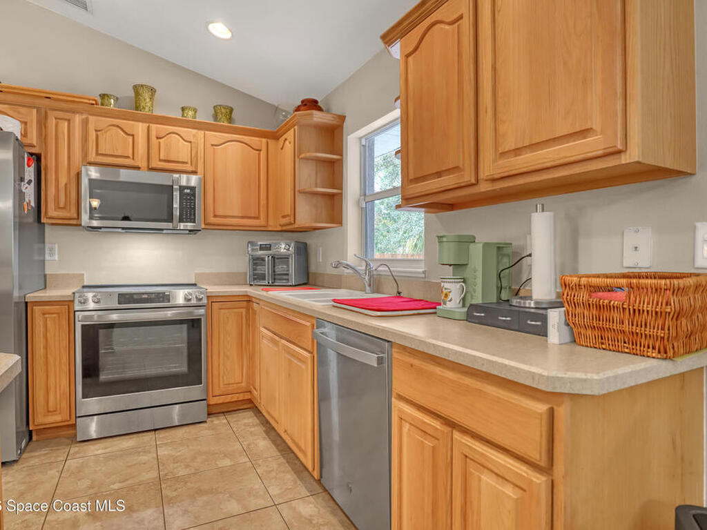 457 Saint Andre Boulevard, Palm Bay, FL 32908